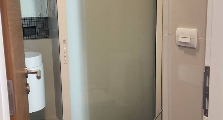 For rent 1 bed condo in Phra Khanong, Bangkok