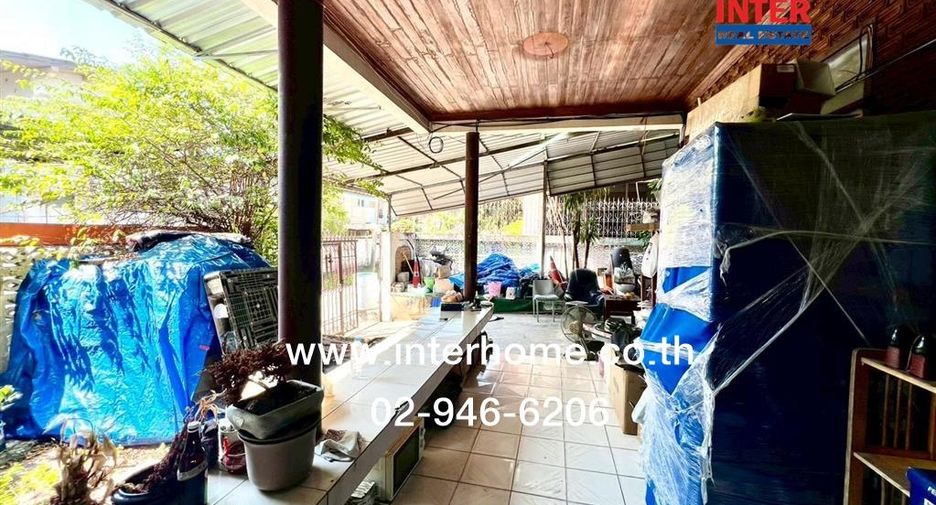 For sale 2 bedrooms house in Chatuchak, Bangkok
