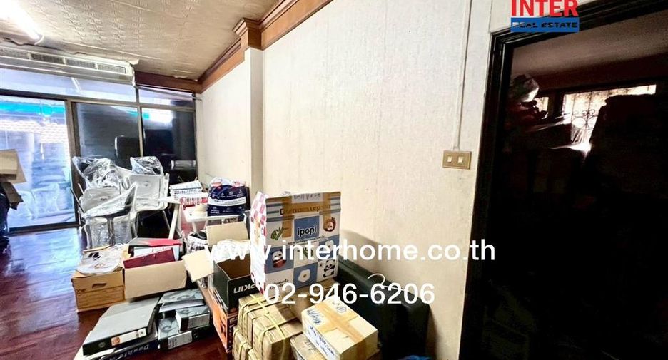 For sale 2 bedrooms house in Chatuchak, Bangkok