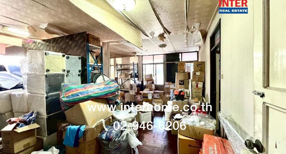 For sale 2 bedrooms house in Chatuchak, Bangkok