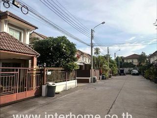 Продажа 4 спальни таунхаус в Mueang Nonthaburi, Нонтабури