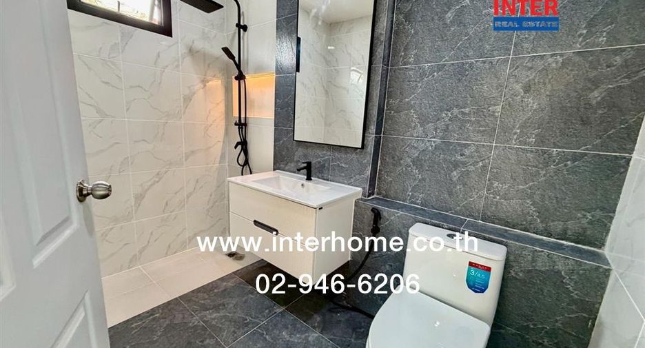 À vendre 4 chambres maison à Thanyaburi, Pathum Thani