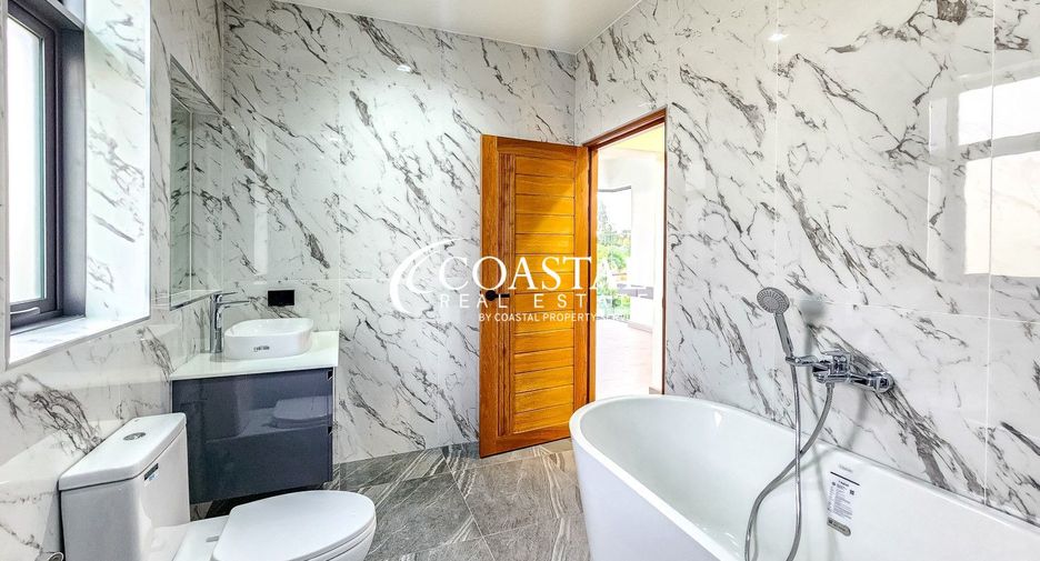 For rent and for sale 6 bedrooms house in Bang Lamung, Chonburi