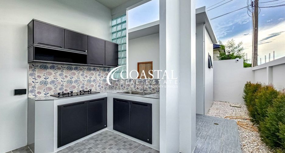 For rent and for sale 6 bedrooms house in Bang Lamung, Chonburi