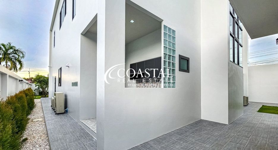 For rent and for sale 6 bedrooms house in Bang Lamung, Chonburi