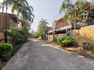 For sale 3 bedrooms house in Ban Bueng, Chonburi