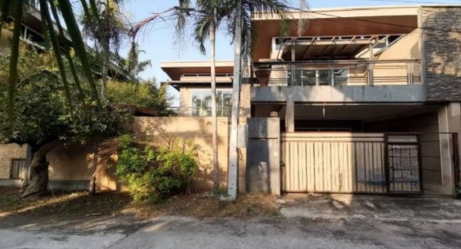 À vendre 3 chambres maison à Ban Bueng, Chonburi