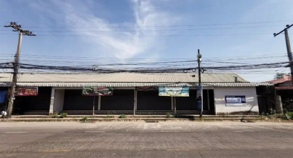 For sale 1 bed retail Space in Sanom, Surin
