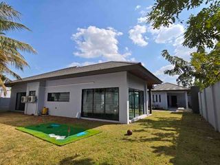 Villa zur Miete mit 3 Zimmer in Bang Lamung, Chonburi