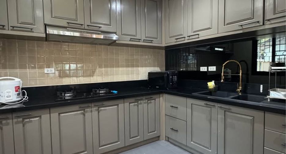 For rent 3 bedrooms house in Mueang Phuket, Phuket