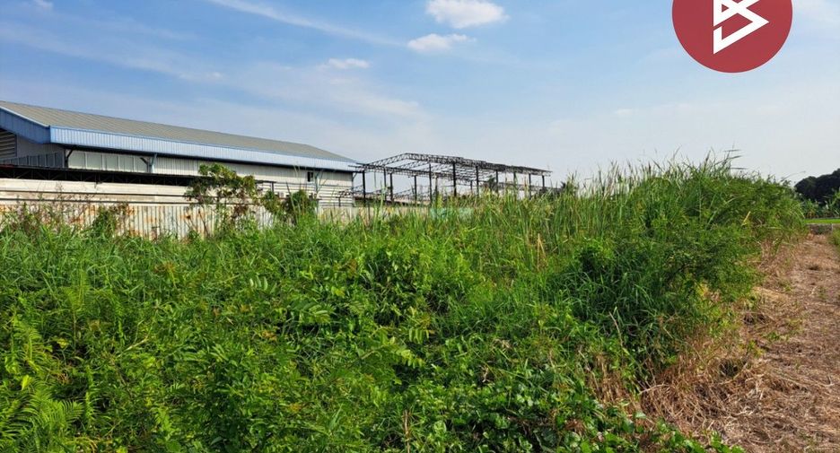 Terreno en venta en Sai Noi, Nonthaburi