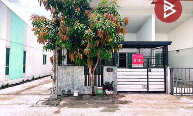 À vendre 2 chambres maison de ville à Khlong Luang, Pathum Thani