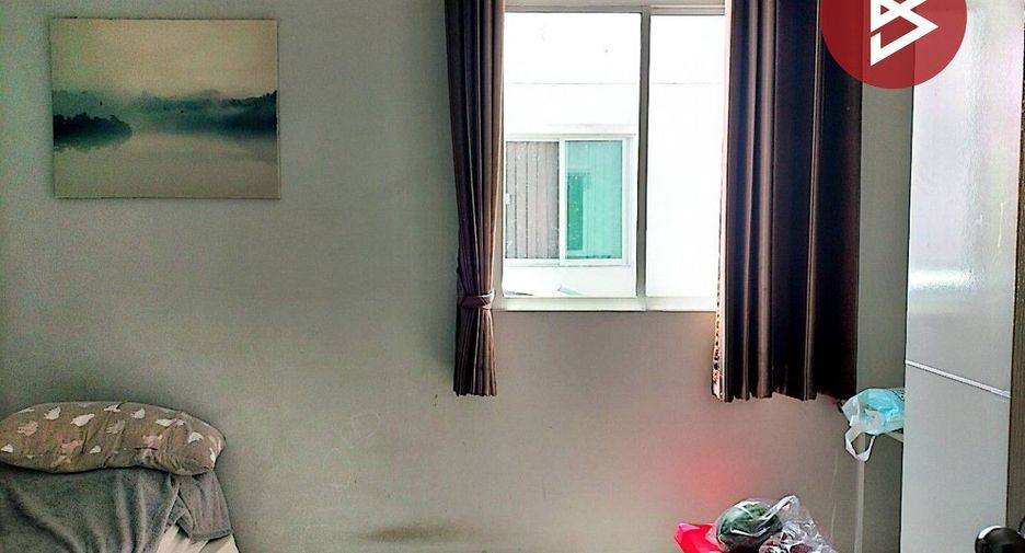 À vendre 2 chambres maison de ville à Khlong Luang, Pathum Thani