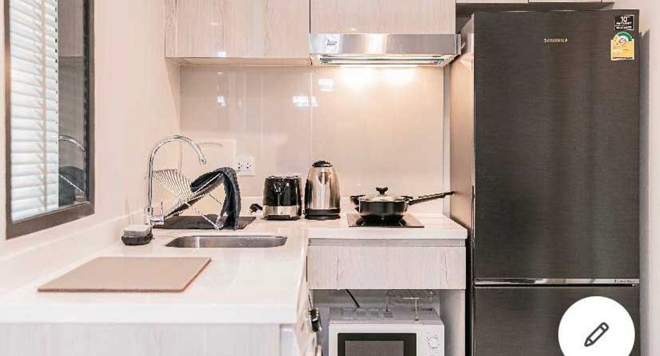 Wohnung zur Miete mit 1 Zimmer in Pathum Wan, Bangkok