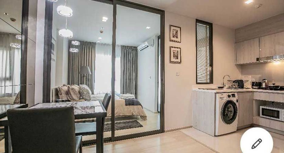 Wohnung zur Miete mit 1 Zimmer in Pathum Wan, Bangkok