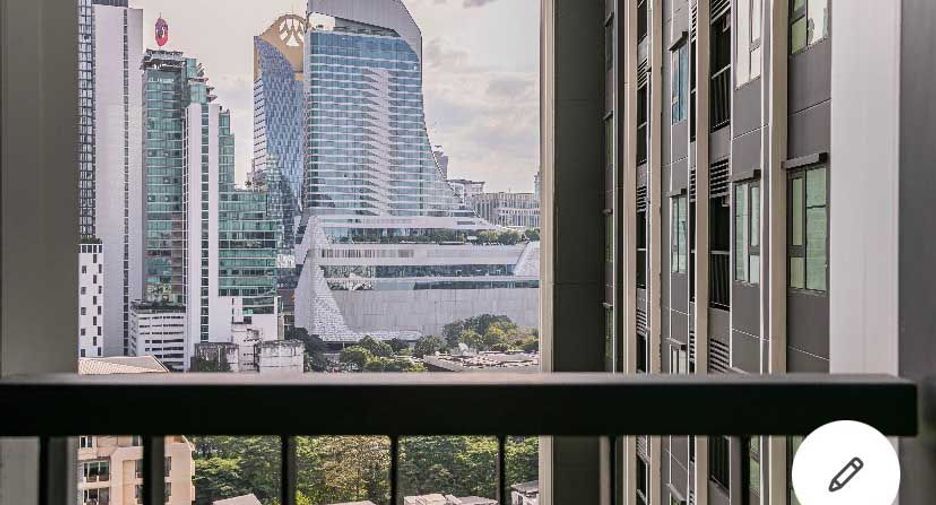 Wohnung zur Miete mit 1 Zimmer in Pathum Wan, Bangkok