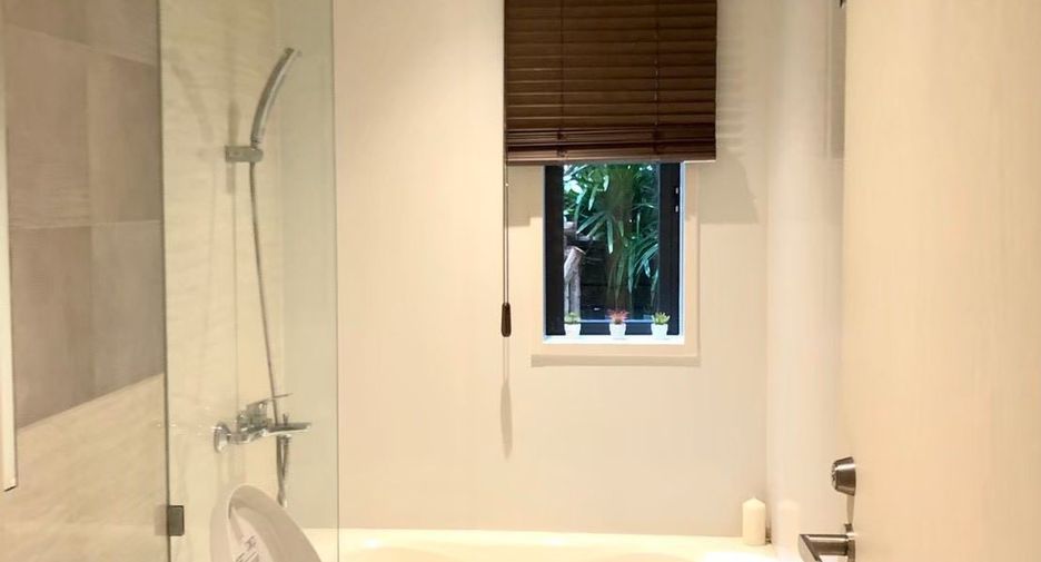 Condo en alquiler de 1 habitaciones en Watthana, Bangkok