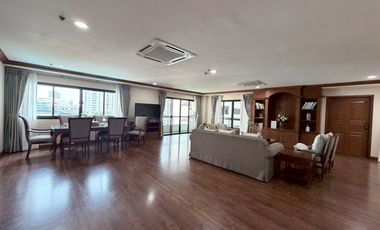 For rent 3 bedrooms condo in Watthana, Bangkok