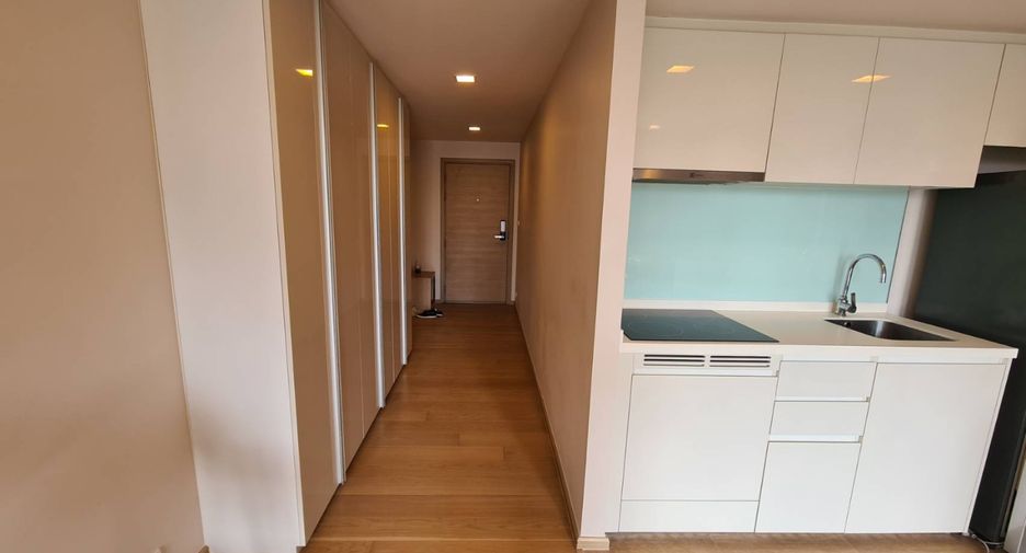 Condo en alquiler de 2 habitaciones en Khlong Toei, Bangkok