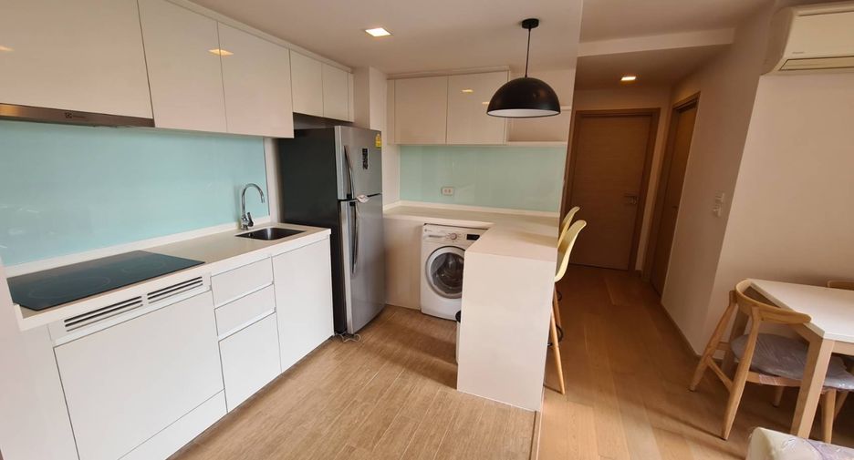 Condo en alquiler de 2 habitaciones en Khlong Toei, Bangkok