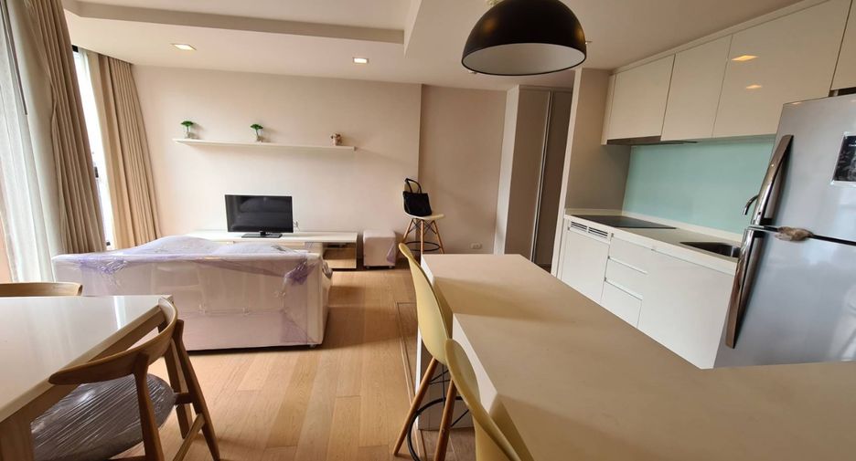 Condo en alquiler de 2 habitaciones en Khlong Toei, Bangkok