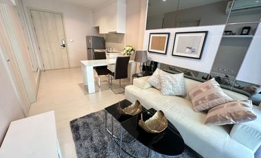 Condo en alquiler de 1 habitaciones en Khlong Toei, Bangkok