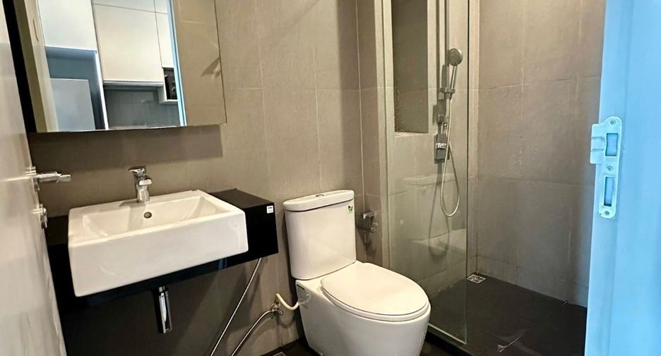 À louer et à vendre 1 chambre condo à Chatuchak, Bangkok
