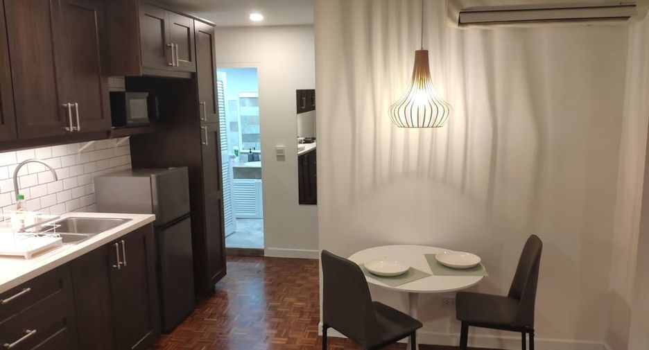 À louer 1 chambre condo à Watthana, Bangkok