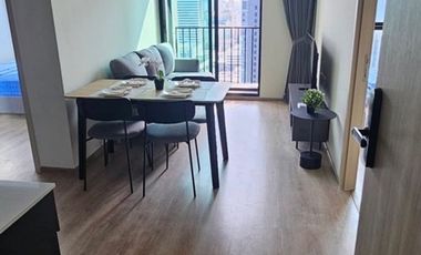 For rent 2 ベッドルーム condo in Huai Khwang, Bangkok