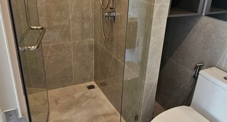 For rent 2 ベッドルーム condo in Huai Khwang, Bangkok