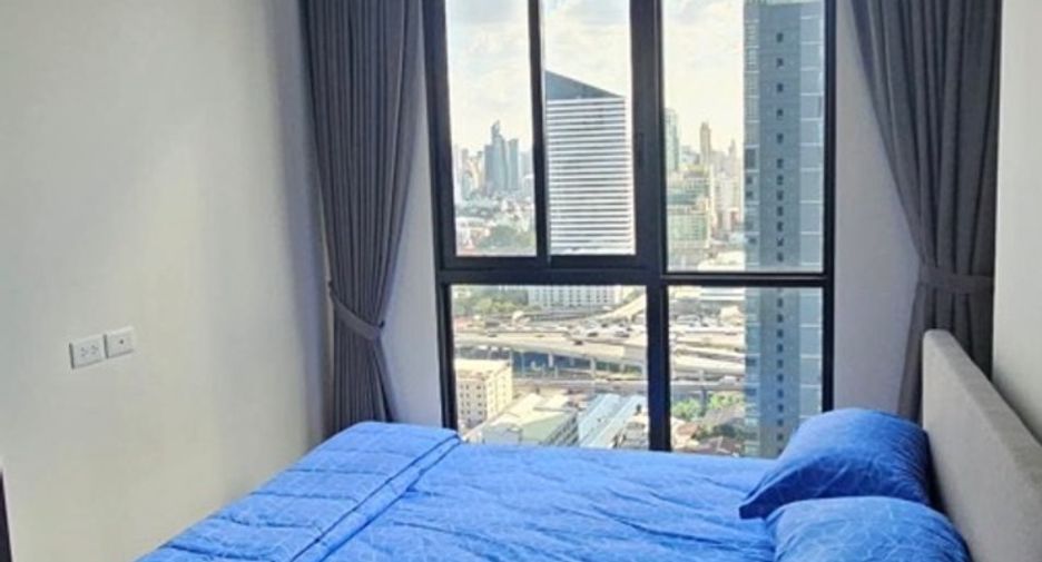 For rent 2 ベッドルーム condo in Huai Khwang, Bangkok