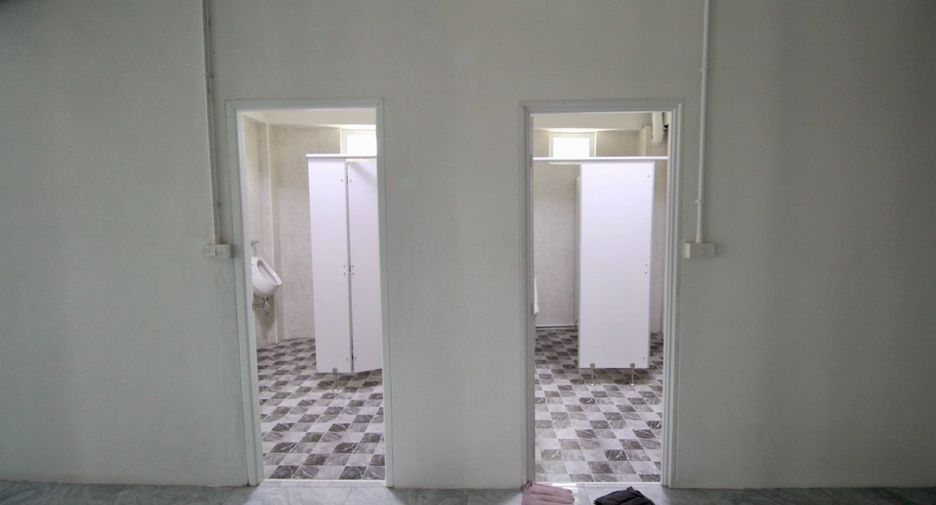 For sale warehouse in Si Racha, Chonburi