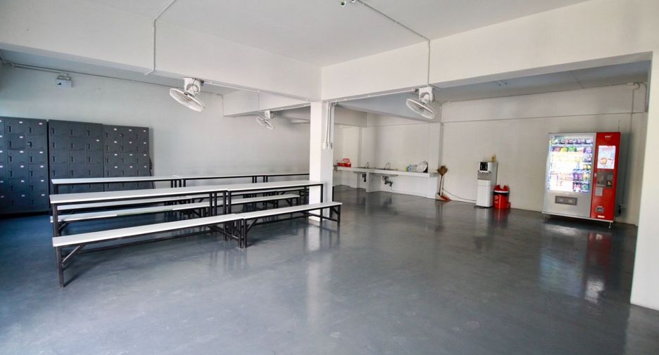 For sale warehouse in Si Racha, Chonburi