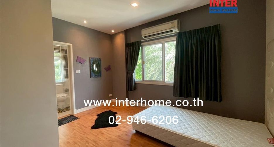 For sale 4 bedrooms house in Saphan Sung, Bangkok