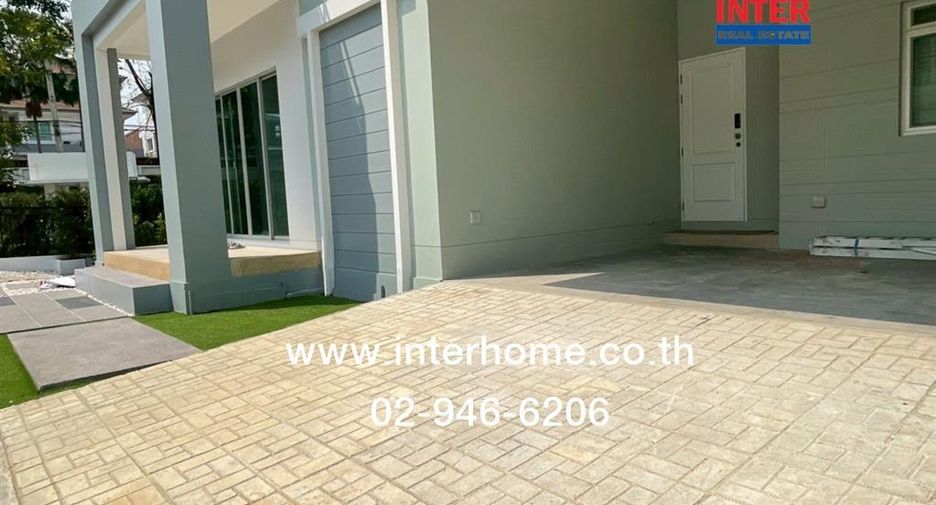 For sale 4 bedrooms house in Saphan Sung, Bangkok