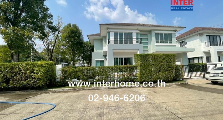 For sale 4 bedrooms house in Saphan Sung, Bangkok