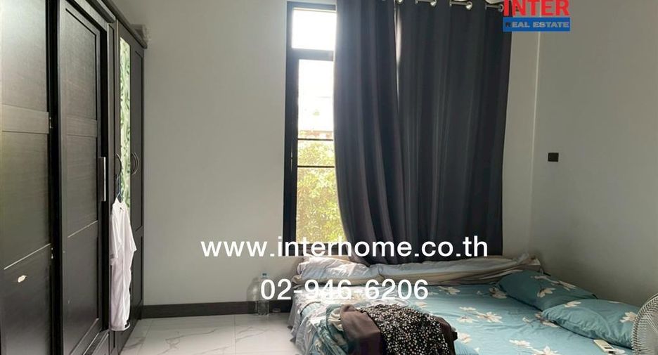 For sale 4 bedrooms house in Thanyaburi, Pathum Thani