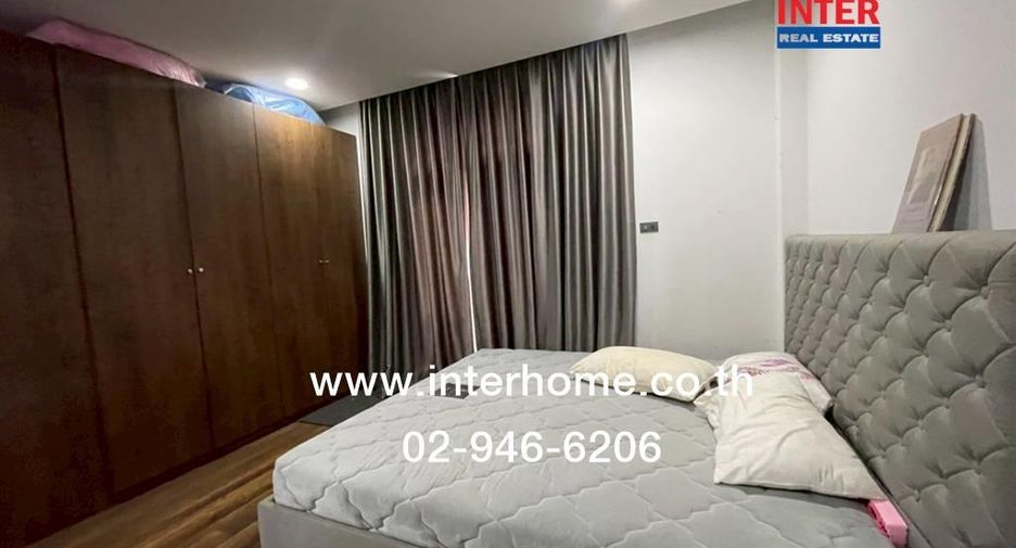 For sale 4 bedrooms house in Thanyaburi, Pathum Thani