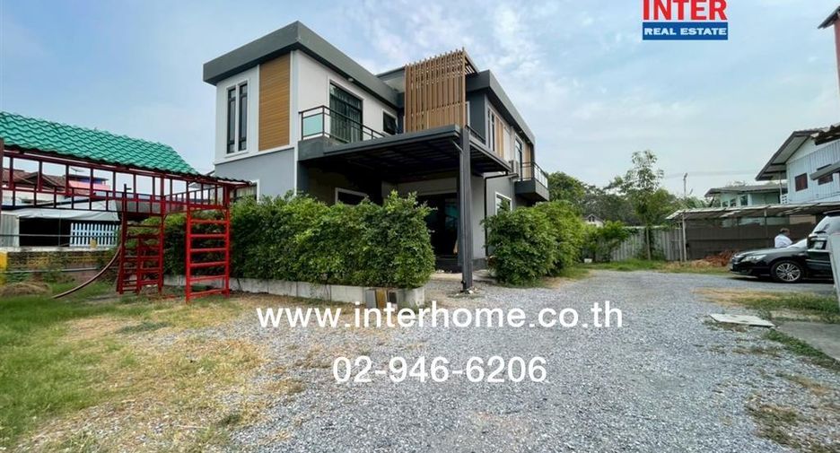 For sale 4 bedrooms house in Thanyaburi, Pathum Thani