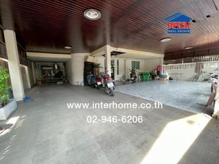 Casa en venta de 7 habitaciones en Lam Luk Ka, Pathum Thani