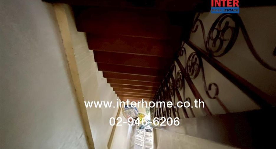 For sale 7 bedrooms house in Lam Luk Ka, Pathum Thani