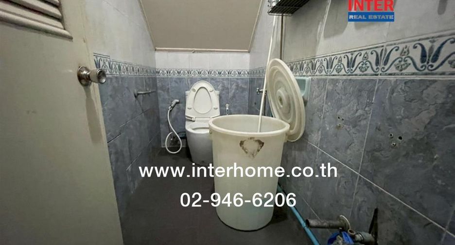 For sale 7 bedrooms house in Lam Luk Ka, Pathum Thani