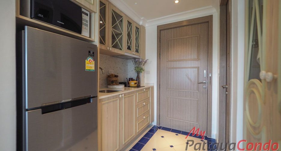 For sale studio condo in Bang Lamung, Chonburi