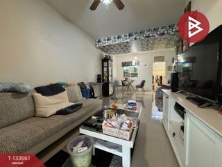 Casa adosada en venta de 3 habitaciones en Bang Khae, Bangkok