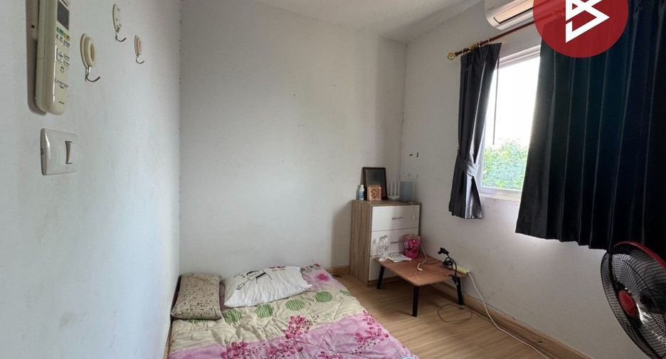For sale 3 bedrooms townhouse in Bang Khae, Bangkok