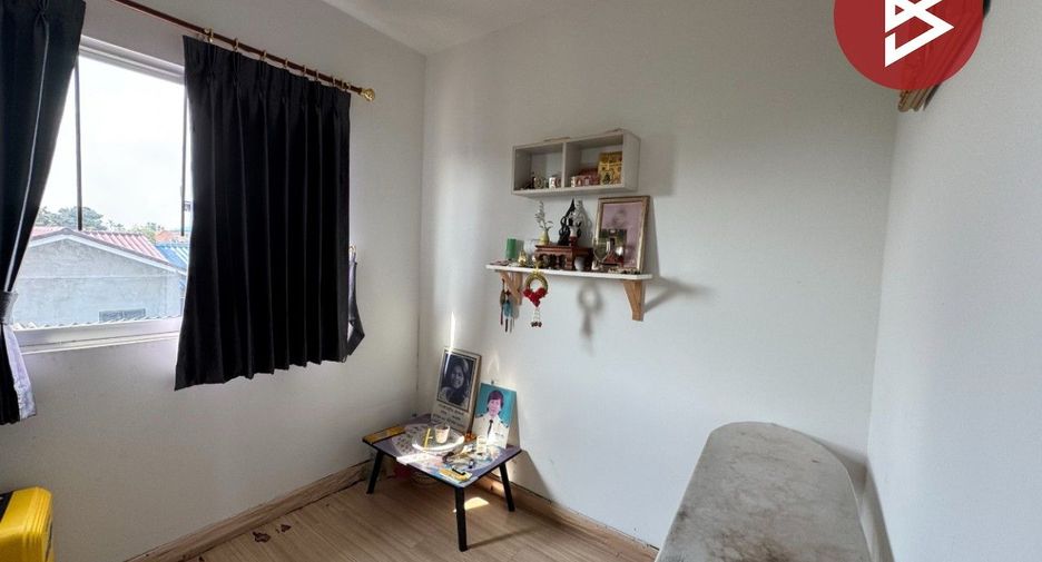 For sale 3 bedrooms townhouse in Bang Khae, Bangkok