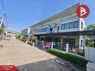 出售 4 卧室 联排别墅 在 Sam Phran, Nakhon Pathom