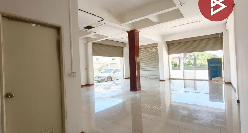 出售 8 卧室 商业空间 在 Sam Chuk, Suphan Buri