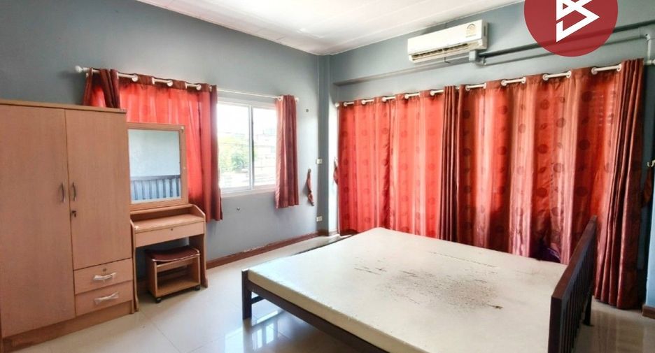 出售 8 卧室 商业空间 在 Sam Chuk, Suphan Buri