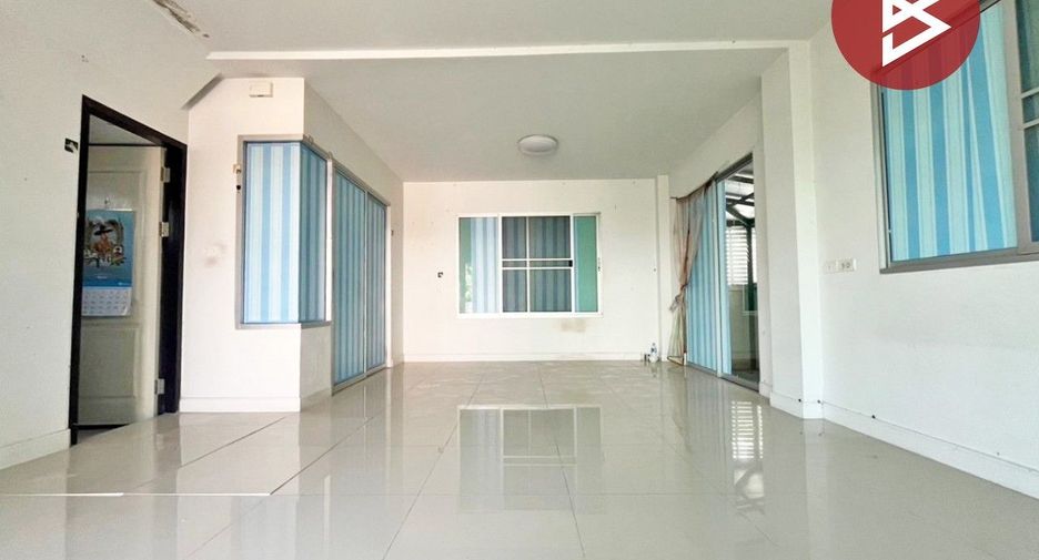 For sale 4 bedrooms house in Mueang Samut Sakhon, Samut Sakhon